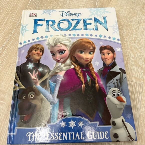 Disney Frozen The Essential Guide Book - Picture 1 of 4